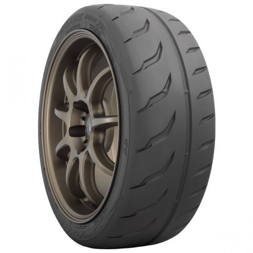 Гуми TOYO 235/35R19 Летни - 24Gumi.bg